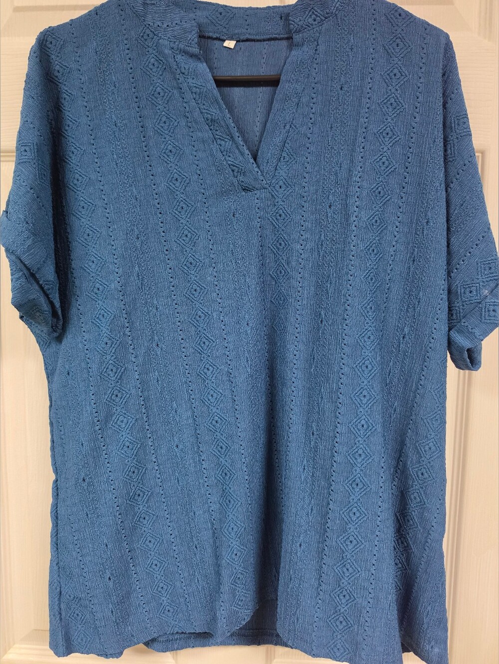 Textured Top - Picture 3 of 4